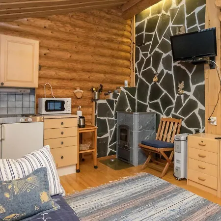Holiday Jussi-mokki Holiday home Enanniemi